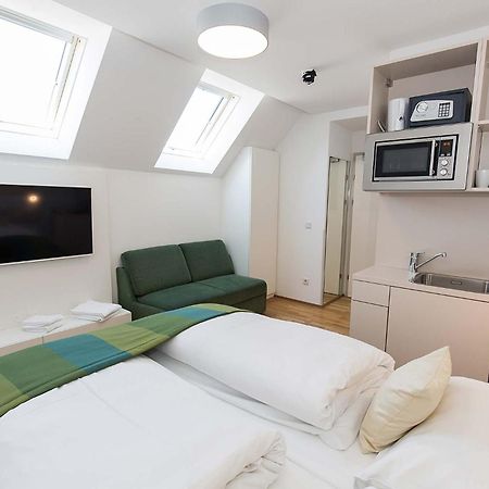 アパートホテル スマート アパート リビング ウィーン ハウプトバーンホフ 部屋 写真